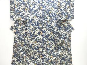 菊・梅・楓模様小紋着物